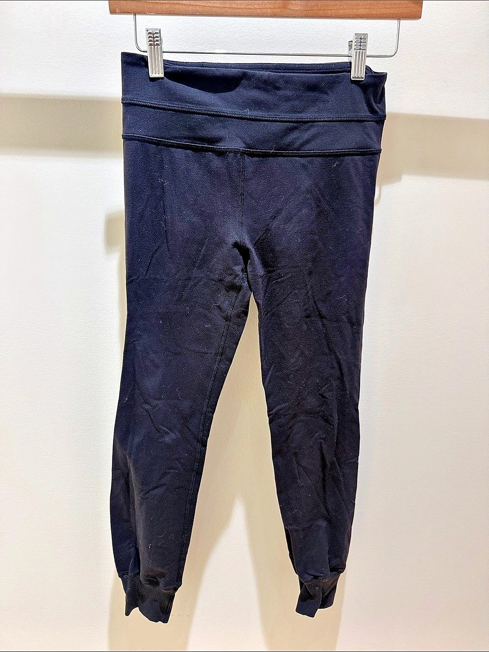 lululemon Women's Black Leggings Size 4